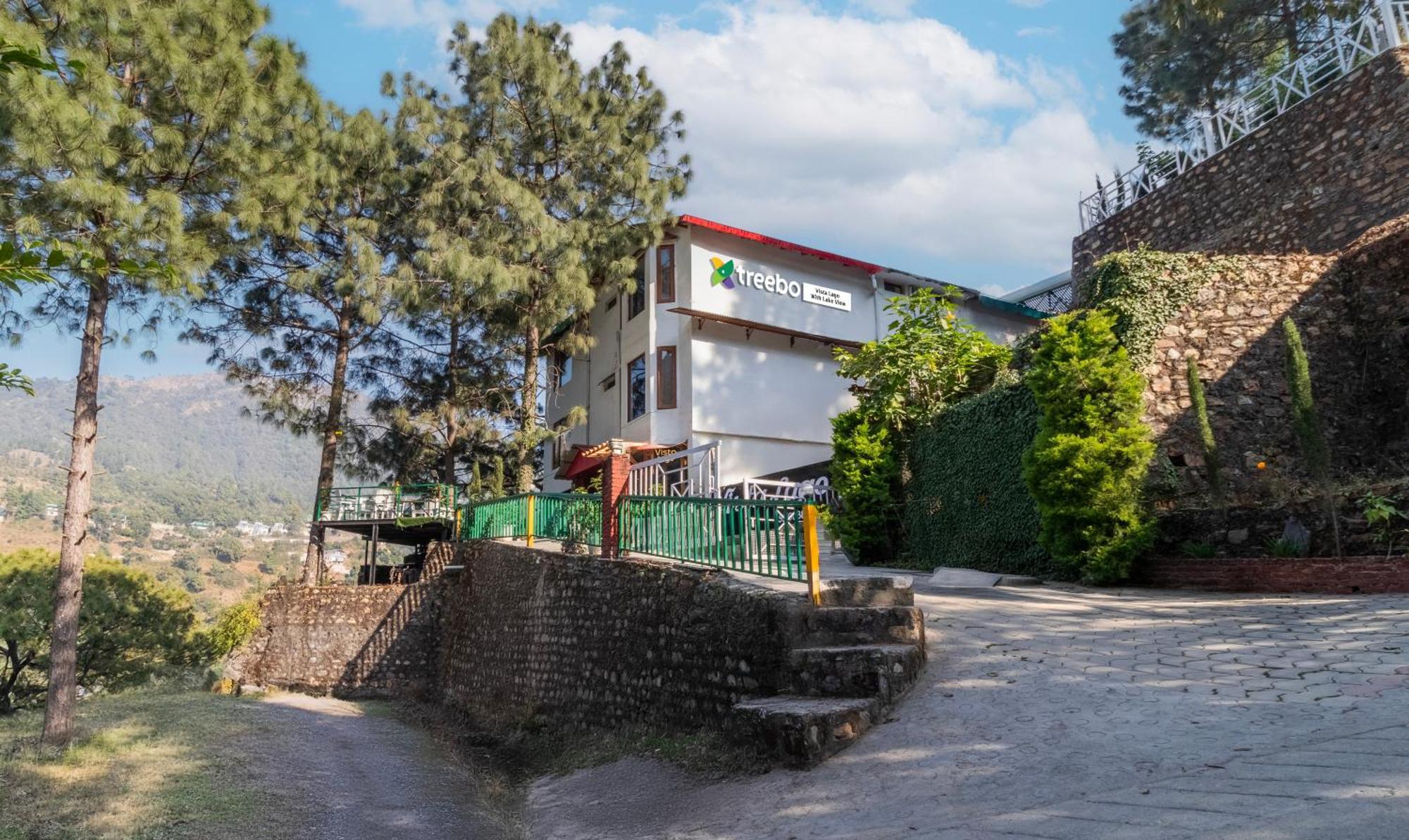 Treebo Vista Lago With Lake View Otel Bhīm Tāl Dış mekan fotoğraf